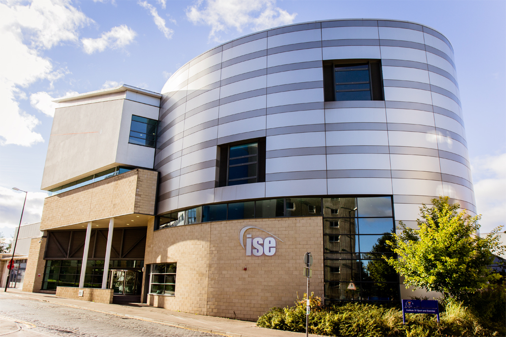 Our camp in Dundee runs at the University of Dundee's Institute of Sport and Exercise, enjoying great sports facilities.